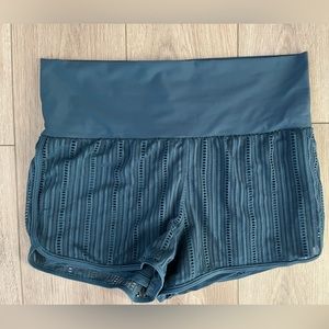 PrAna two beach shorts Size medium NWT